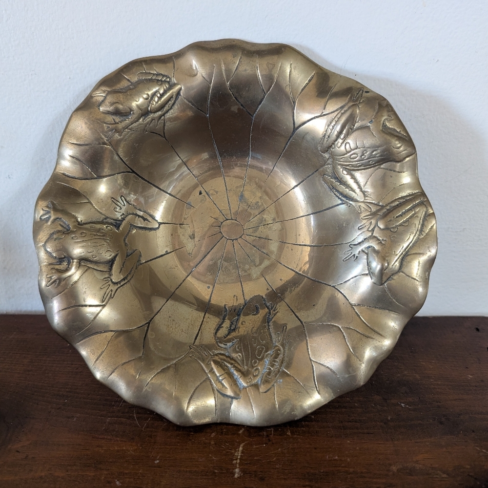 Vintage Brass Frog Lily Pad Trinket Dish  Chinoiserie Style Decor Mid Century